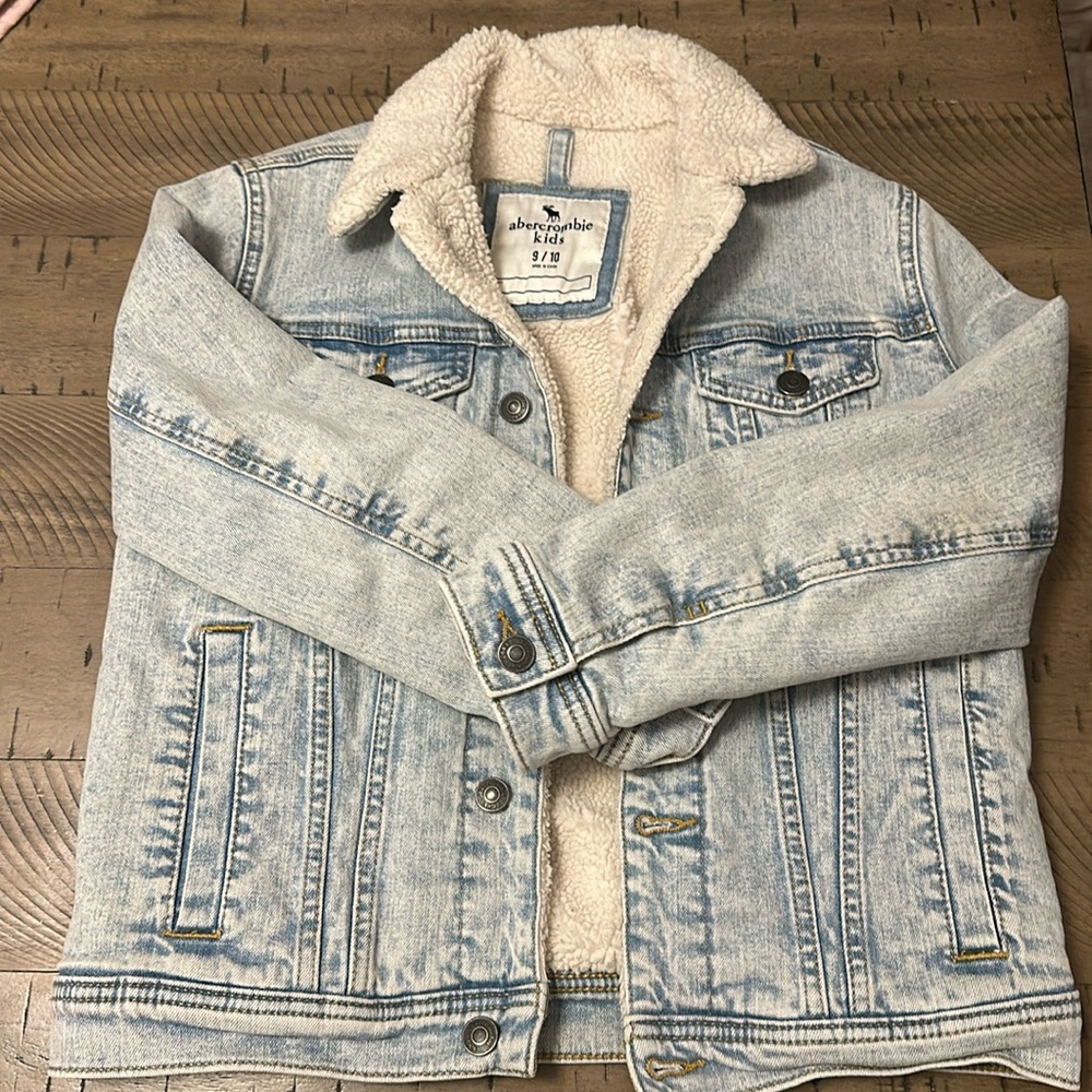 Youth Abercrombie Sherpa lined Jean jacket